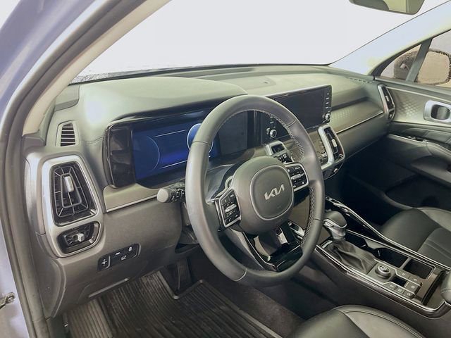 Used 2023 Kia Sorento SX image 10