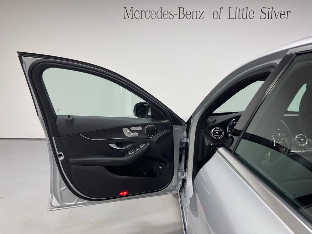Certified 2021 Mercedes-Benz C 300 4MATIC Sedan image 17