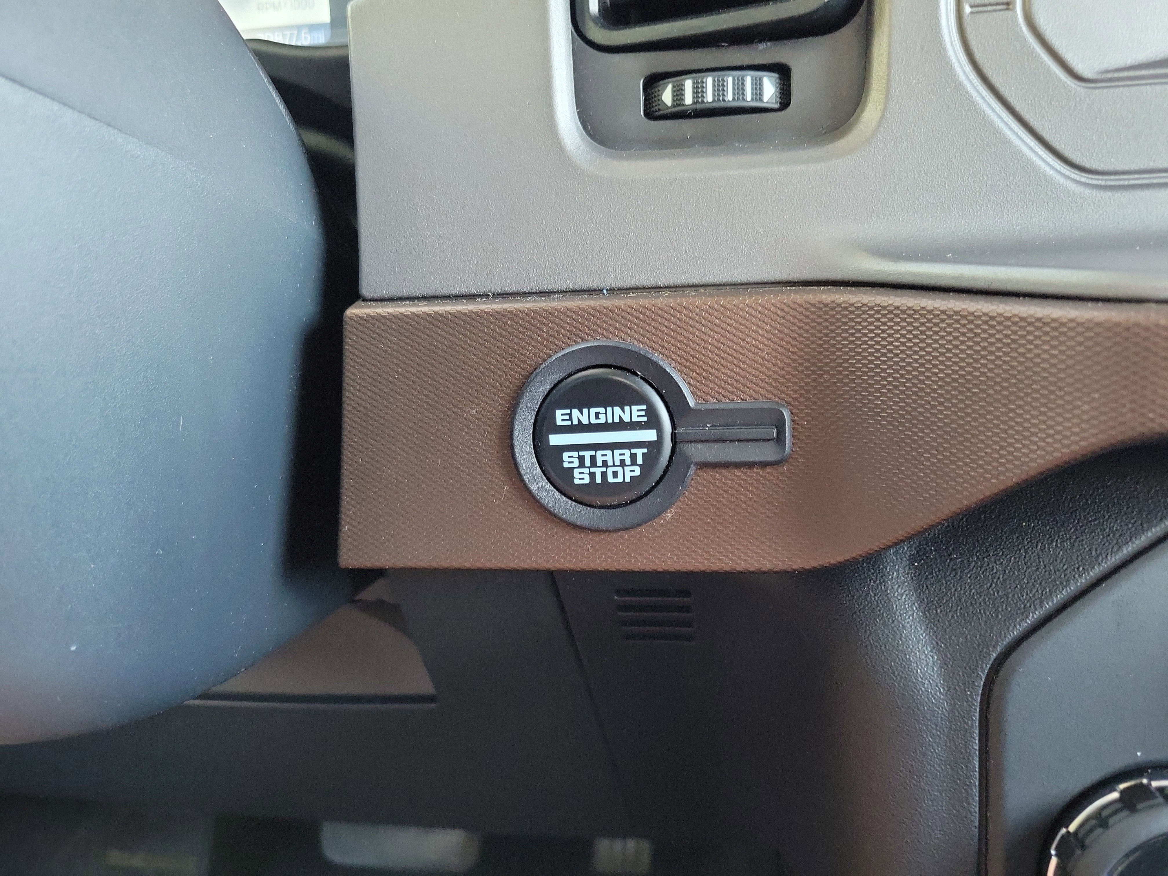 Used 2023 Ford Bronco Outer Banks AWD/4WD image 28