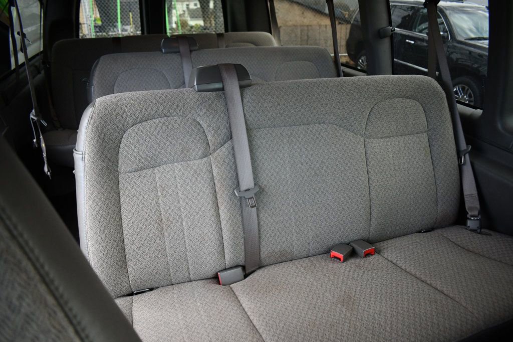 Used 2022 Chevrolet Express 3500 LS image 40