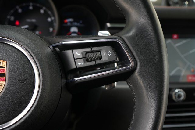 Used 2023 Porsche Macan image 46