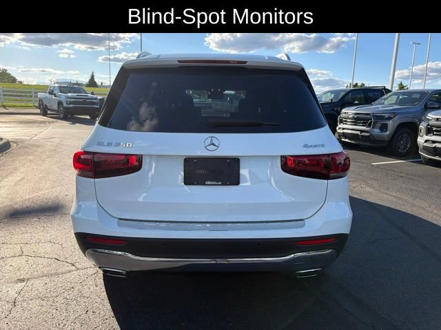 Used 2020 Mercedes-Benz GLB 250 4MATIC image 4