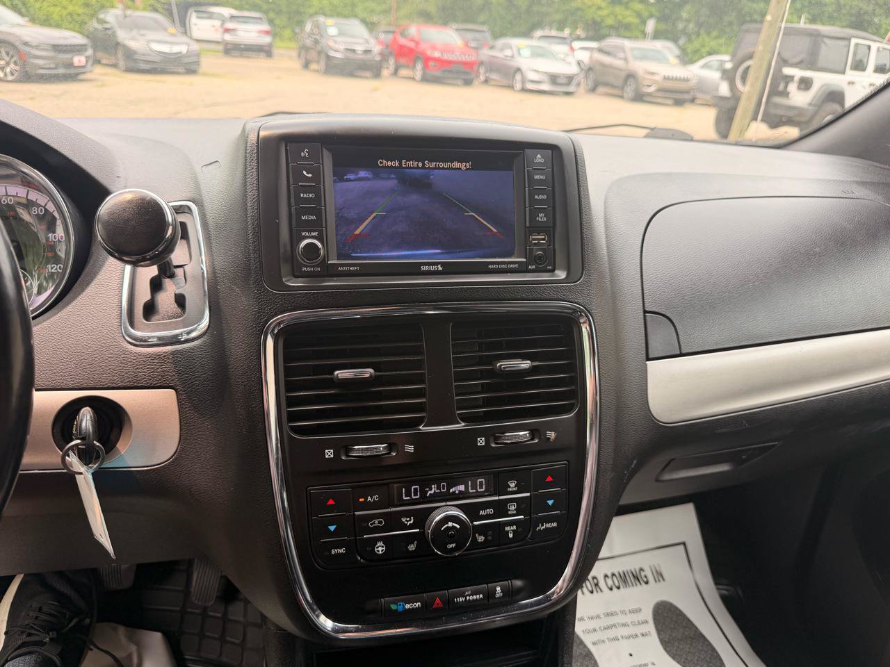 Used 2020 Dodge Grand Caravan GT FWD image 32