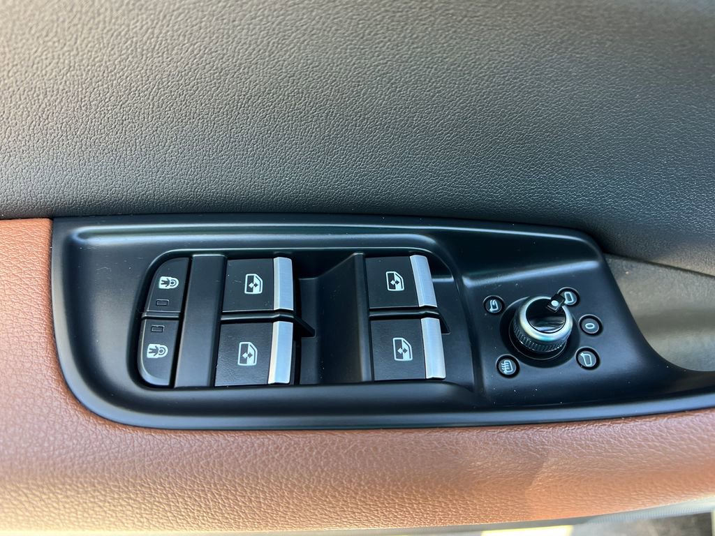 Used 2021 Audi Q7 2.0T Premium w/ Convenience Package image 13