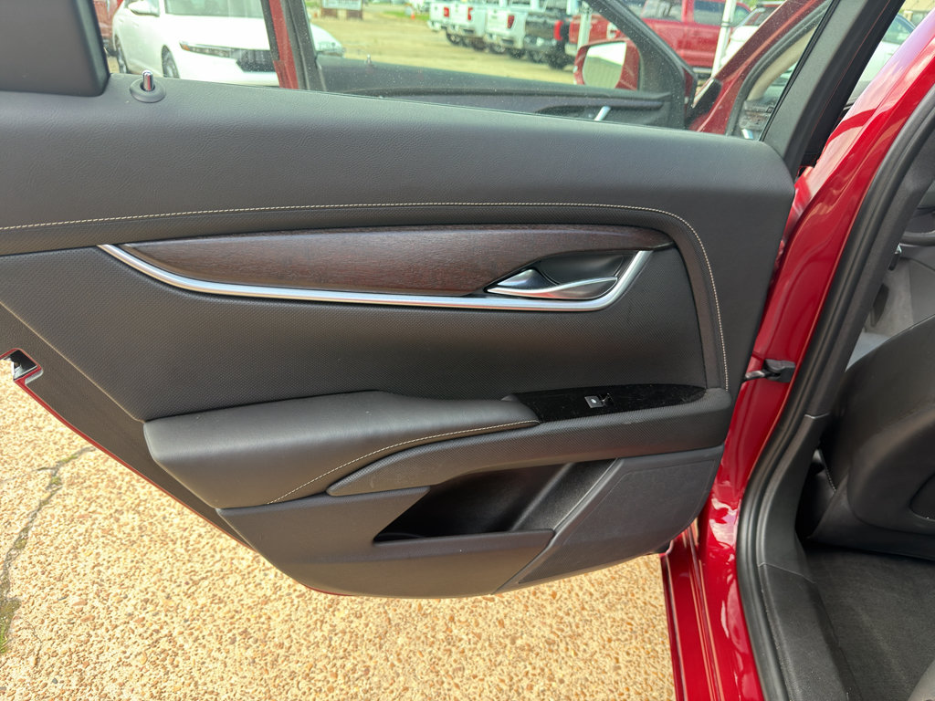 Used 2019 Cadillac XTS Luxury FWD image 30