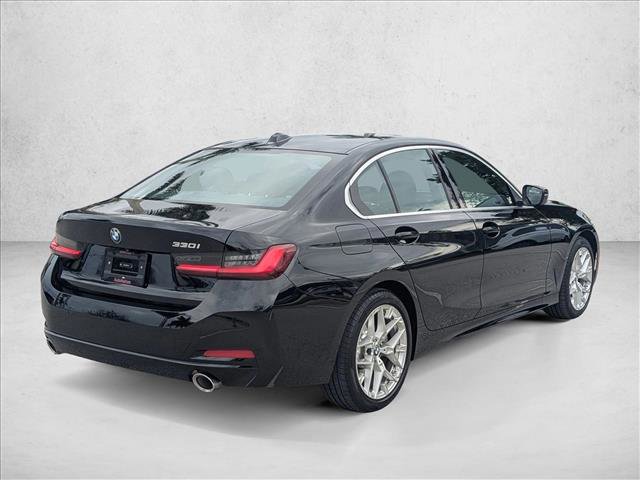 Certified 2025 BMW 330i Sedan w/ Convenience Package image 5