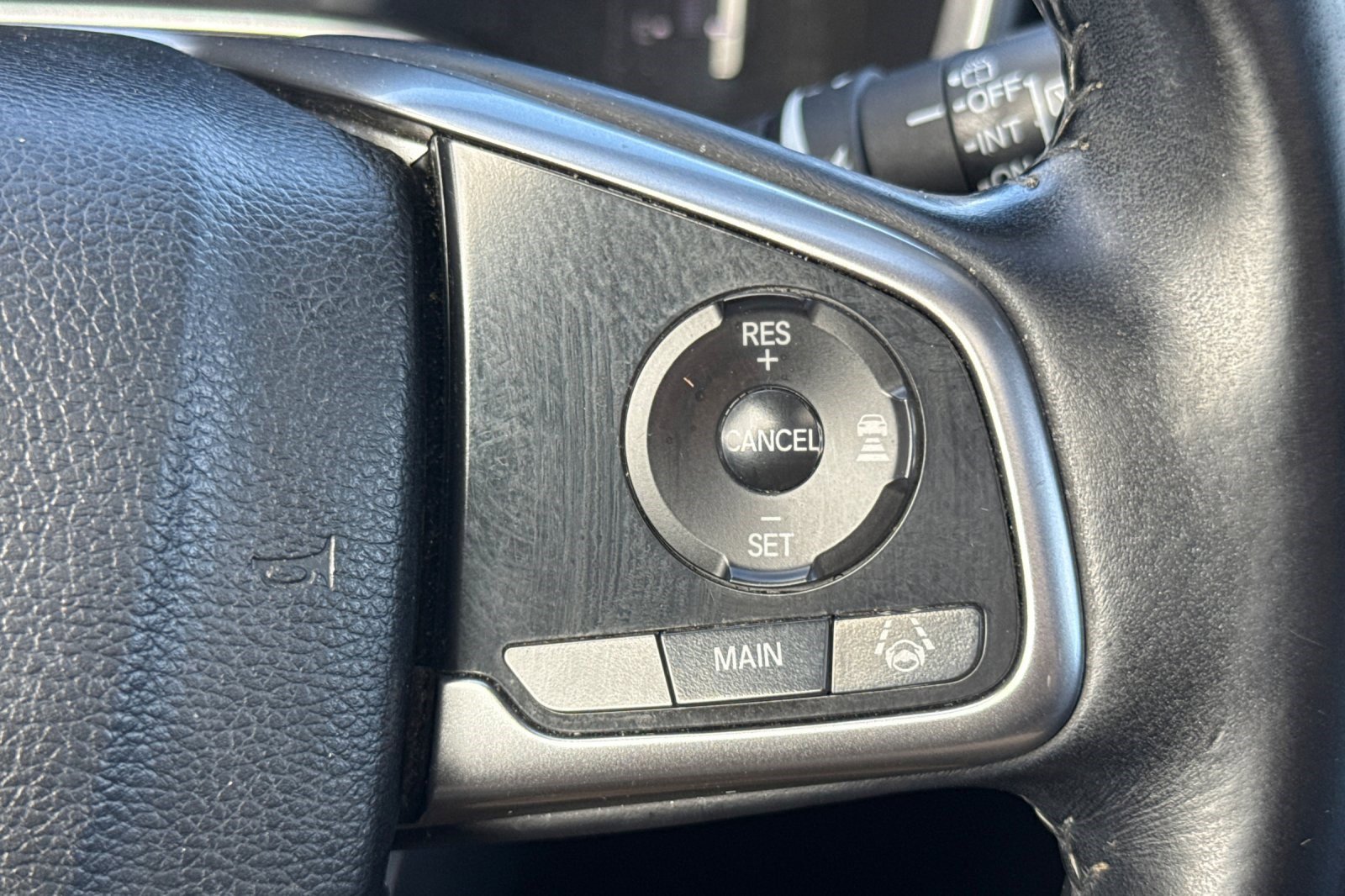 Used 2018 Honda CR-V EX-L image 30