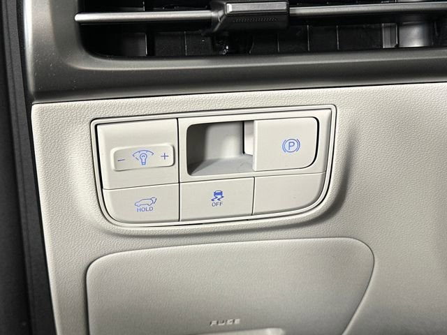 Certified 2025 Hyundai Tucson Limited image 19