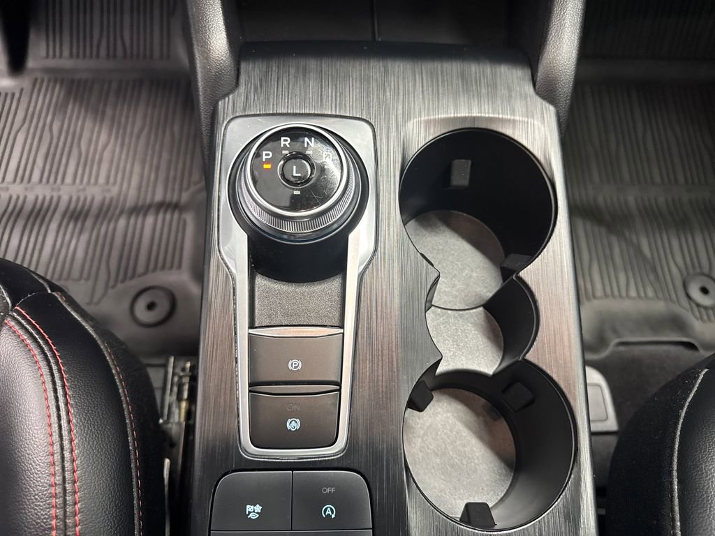 Certified 2022 Ford Escape SEL w/ SEL Stealth AWD Package image 28