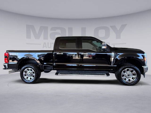 Used 2023 Ford F350 Lariat w/ Chrome Package image 6