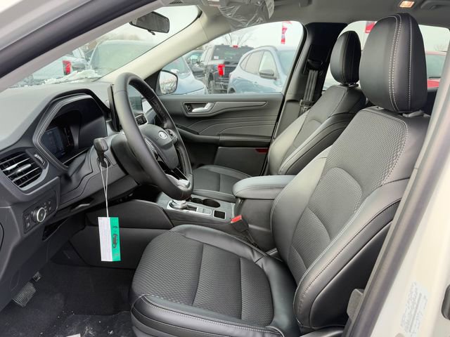 New 2026 Ford Escape SE FWD image 8