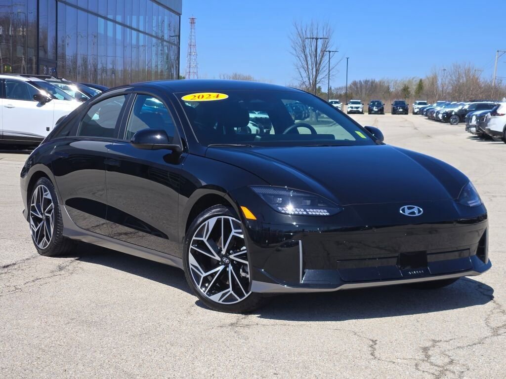 Used 2024 Hyundai Ioniq 6 SEL AWD/4WD image 4