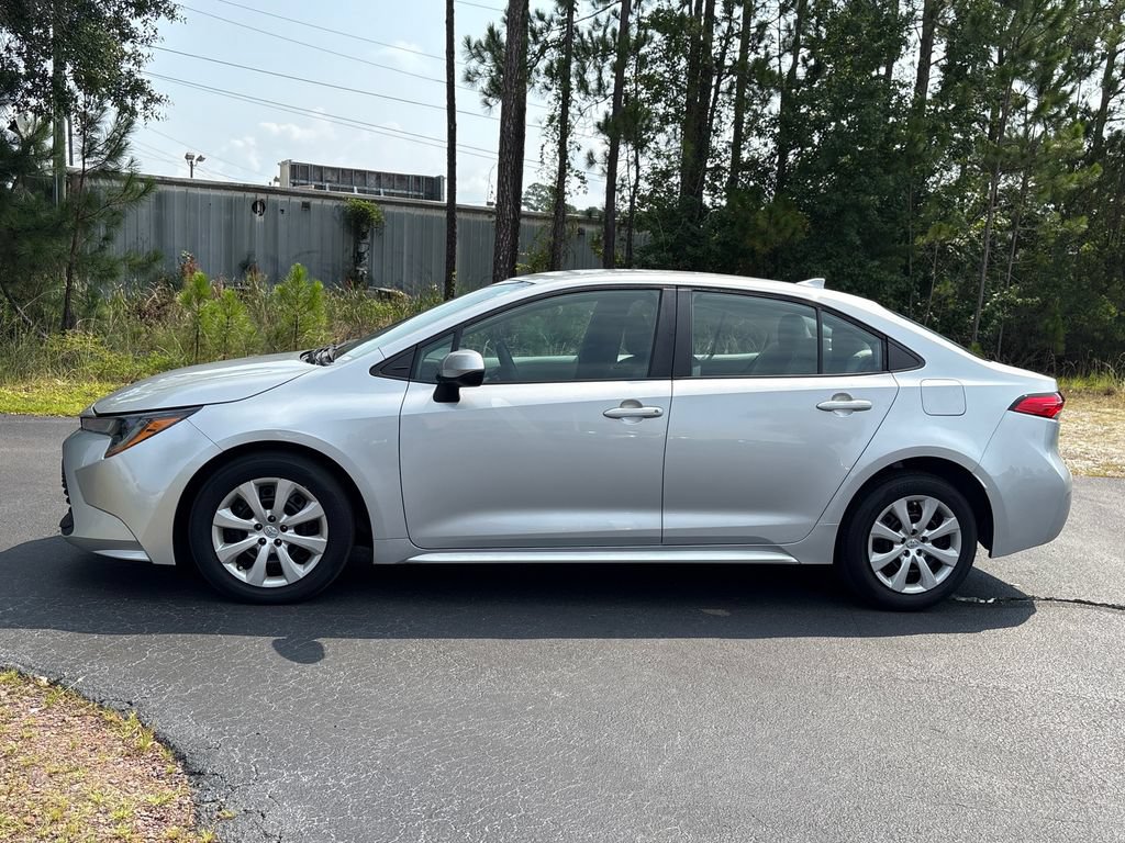 Used 2023 Toyota Corolla LE FWD image 20