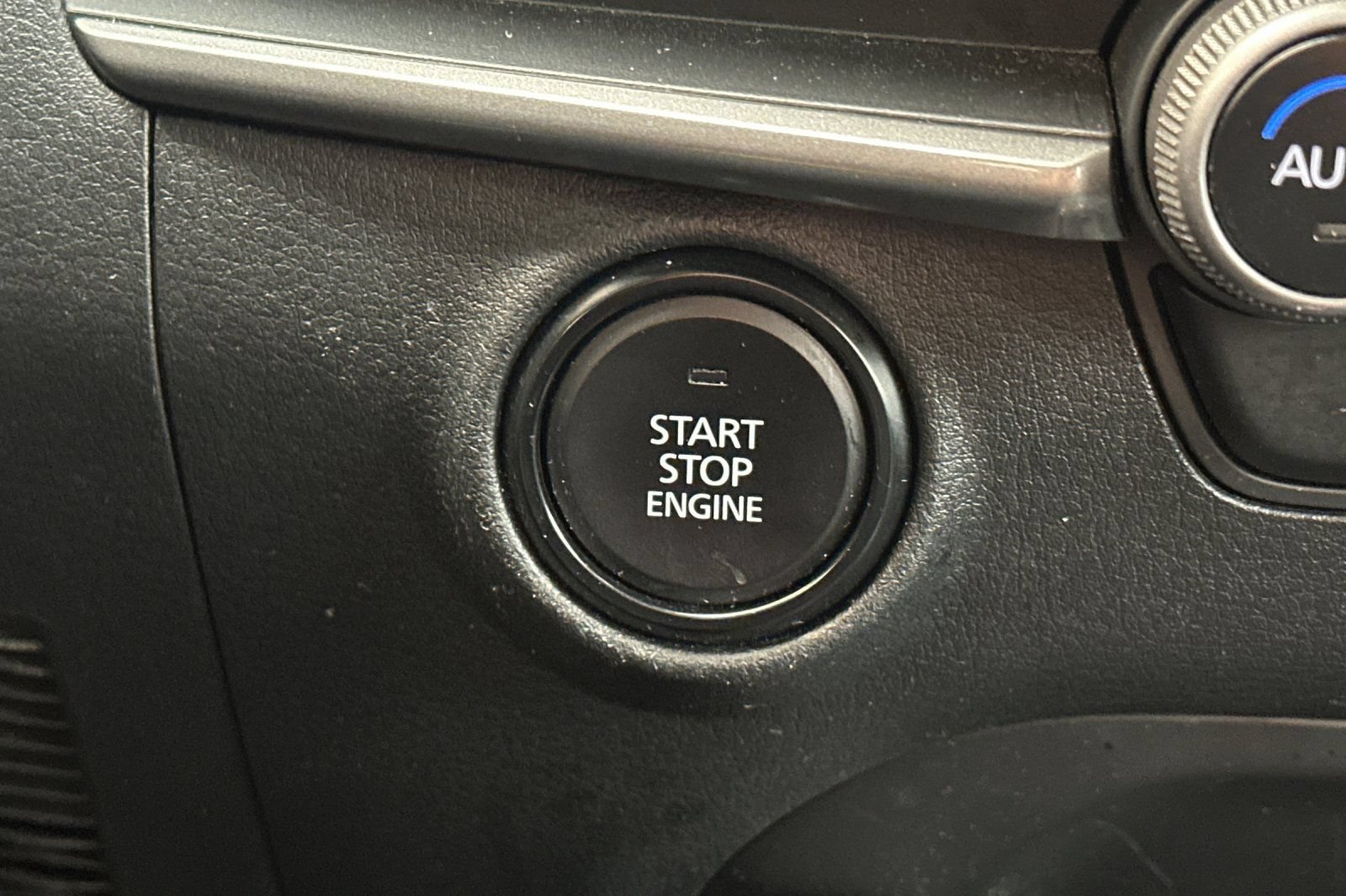 Used 2024 MAZDA MAZDA3 s FWD image 20
