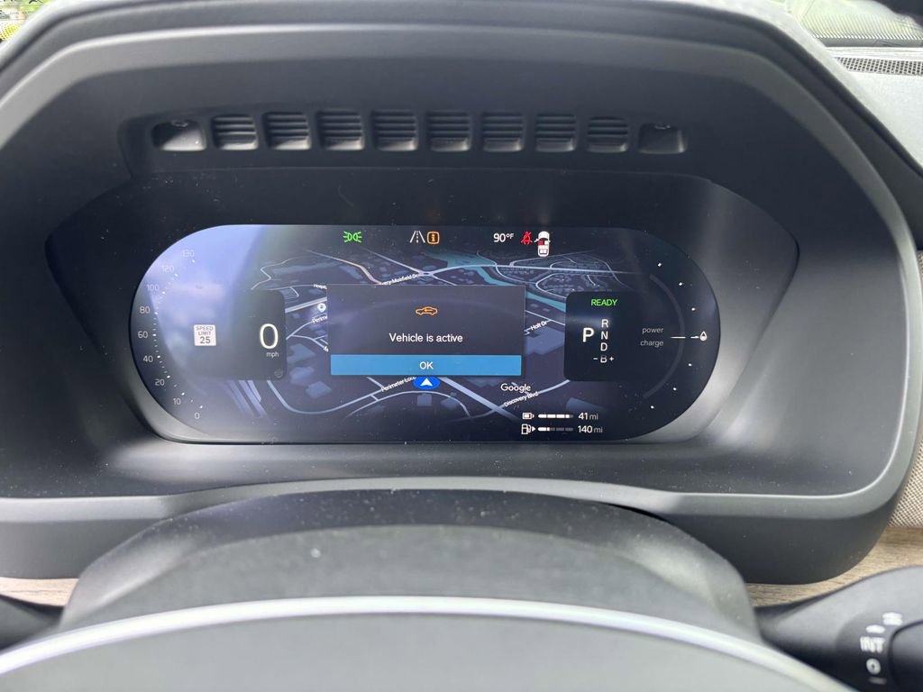 New 2026 Volvo XC90 T8 Plus w/ Protection Package Premier image 16