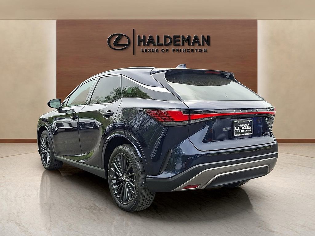 Used 2024 Lexus RX 350 Premium w/ Accessory Package AWD/4WD image 4