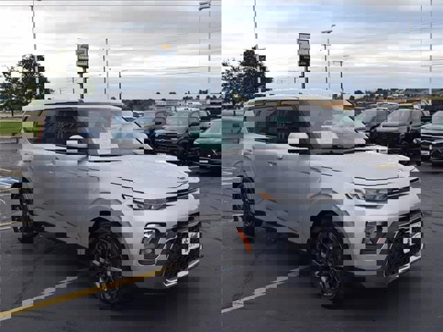 Used 2021 Kia Soul S image 2