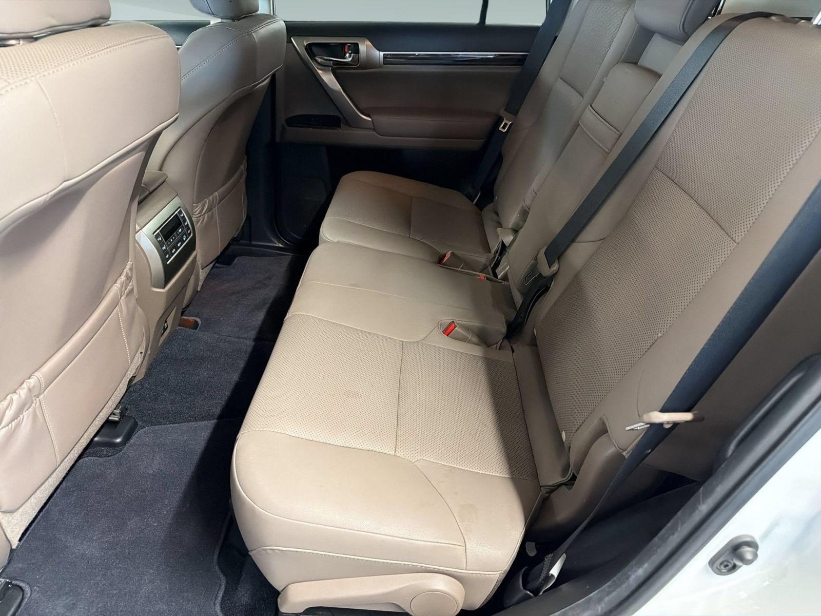 Used 2020 Lexus GX 460 Premium w/ Premium Package AWD/4WD image 24