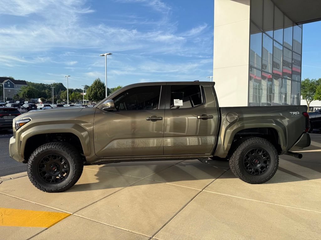 New 2026 Toyota Tacoma TRD Sport AWD/4WD image 2