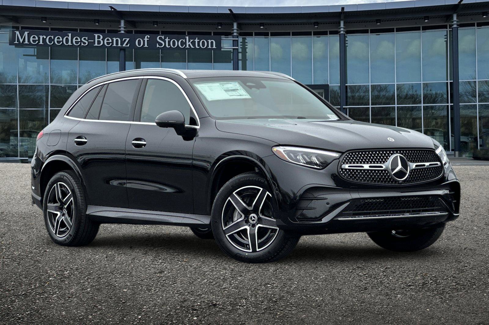 New 2026 Mercedes-Benz GLC 300 4MATIC image 1