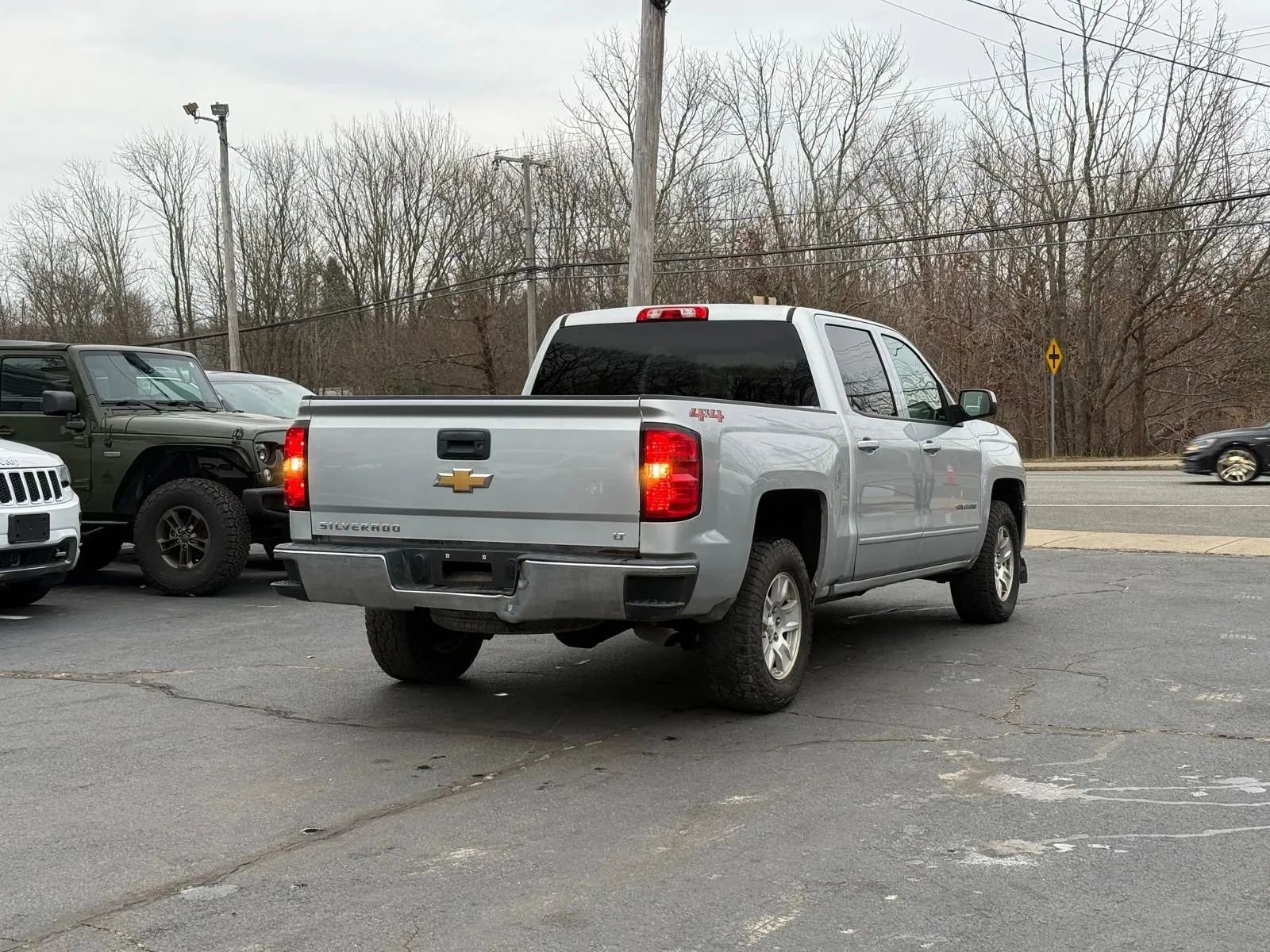 Used 2018 Chevrolet Silverado 1500 LT image 4
