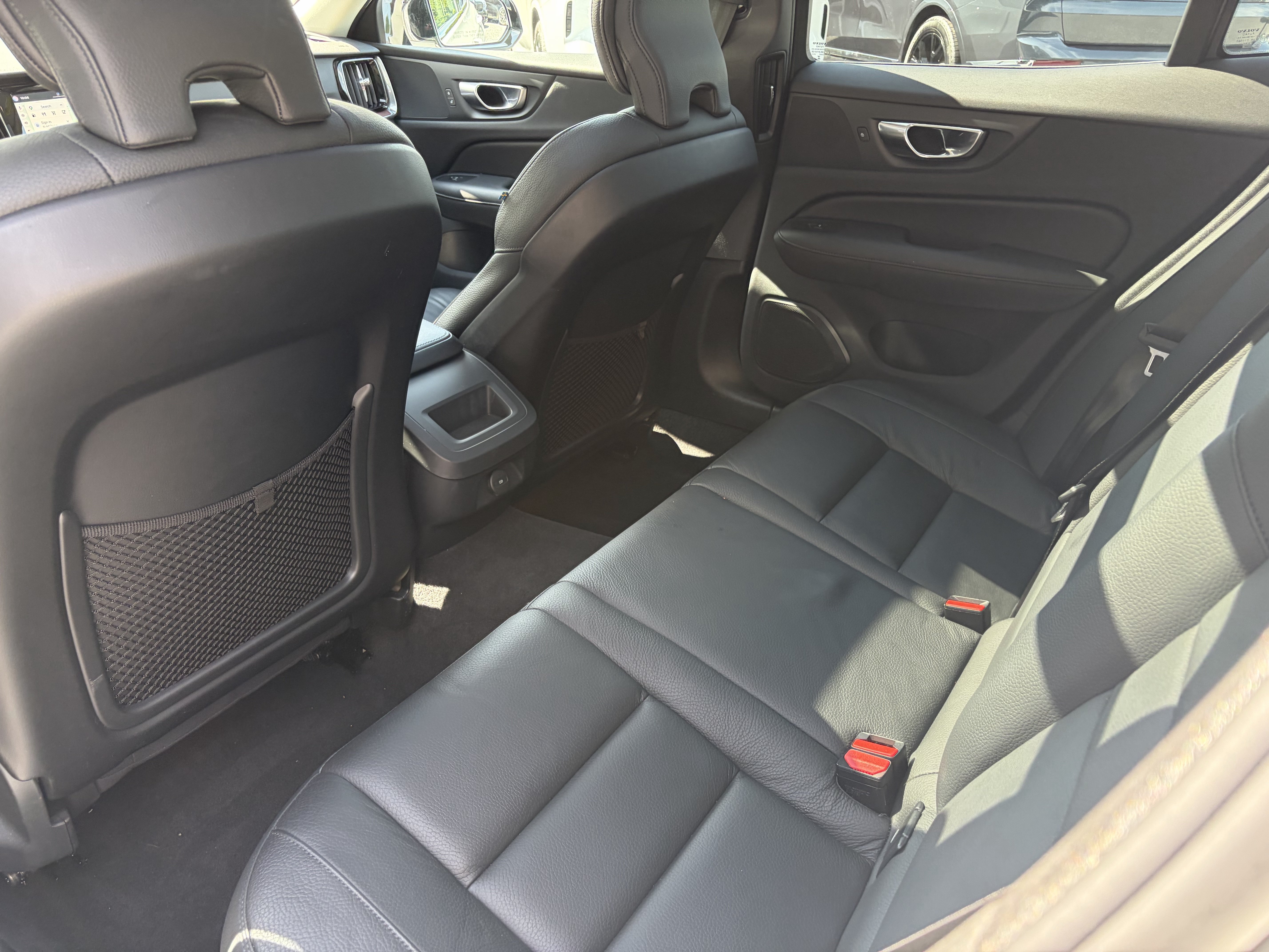 Used 2024 Volvo S60 B5 Plus AWD/4WD image 15