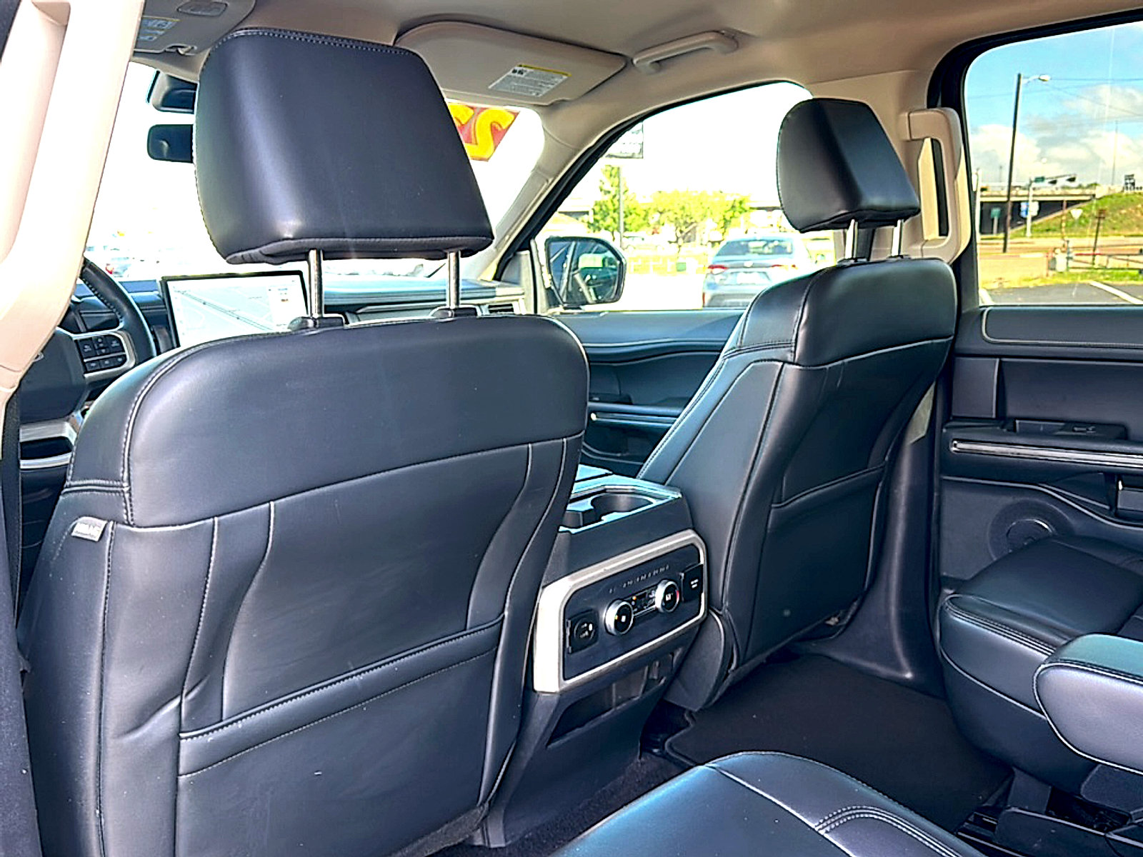Used 2022 Ford Expedition Max XLT RWD image 17