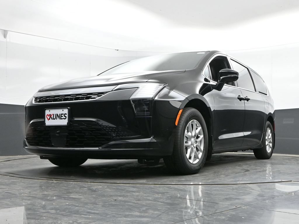 New 2027 Chrysler Pacifica Select FWD image 38