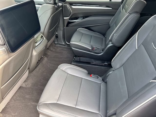 New 2026 Cadillac Escalade ESV Sport w/ LPO, Floor Liner Package AWD/4WD image 16