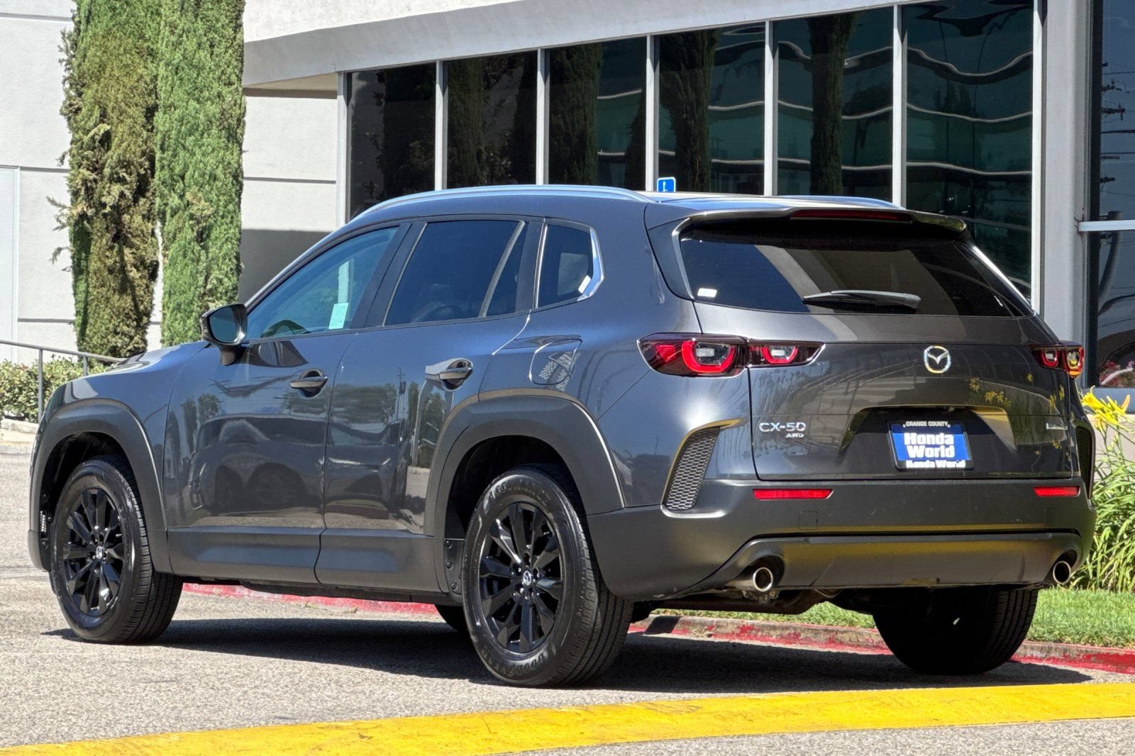 Used 2025 MAZDA CX-50 AWD 2.5 S w/ Preferred Package image 6