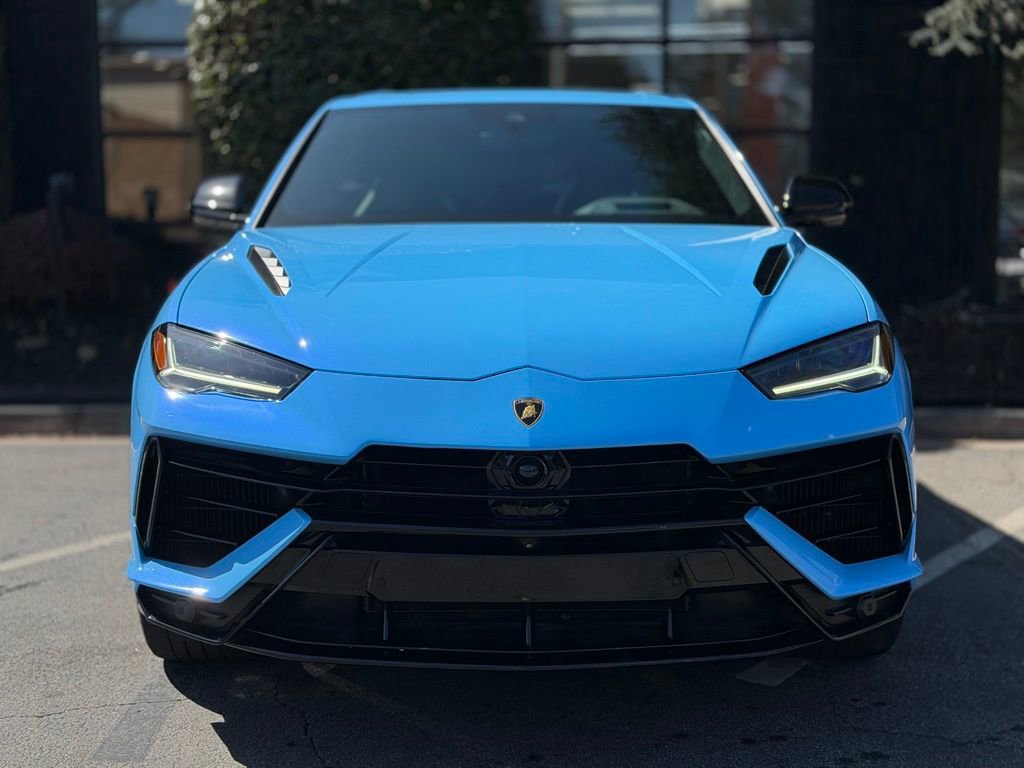Used 2024 Lamborghini Urus S image 3