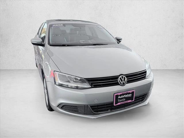Used 2013 Volkswagen Jetta SE video 3