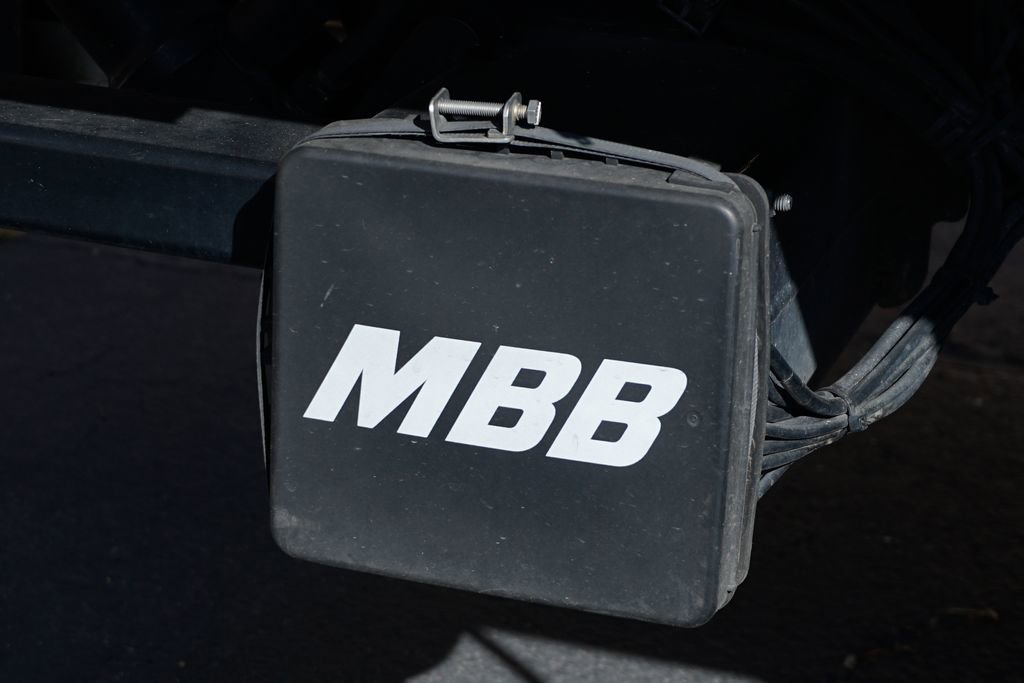 Used 2015 Ford F550 2WD Regular Cab Super Duty image 24