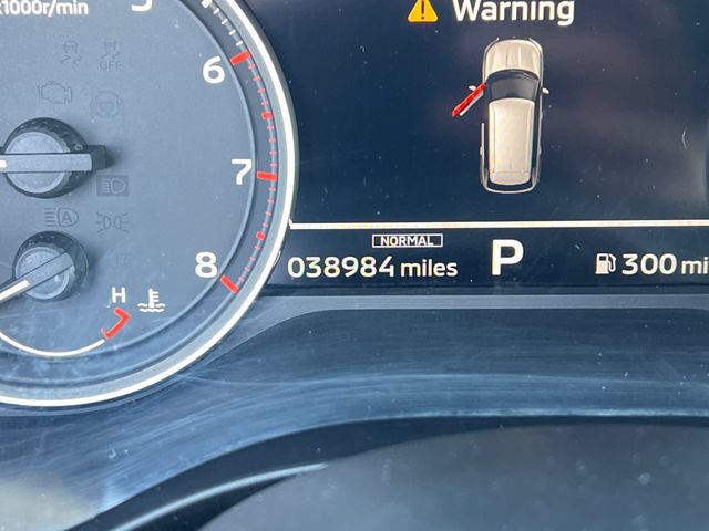 Used 2024 Mitsubishi Outlander ES AWD/4WD image 16