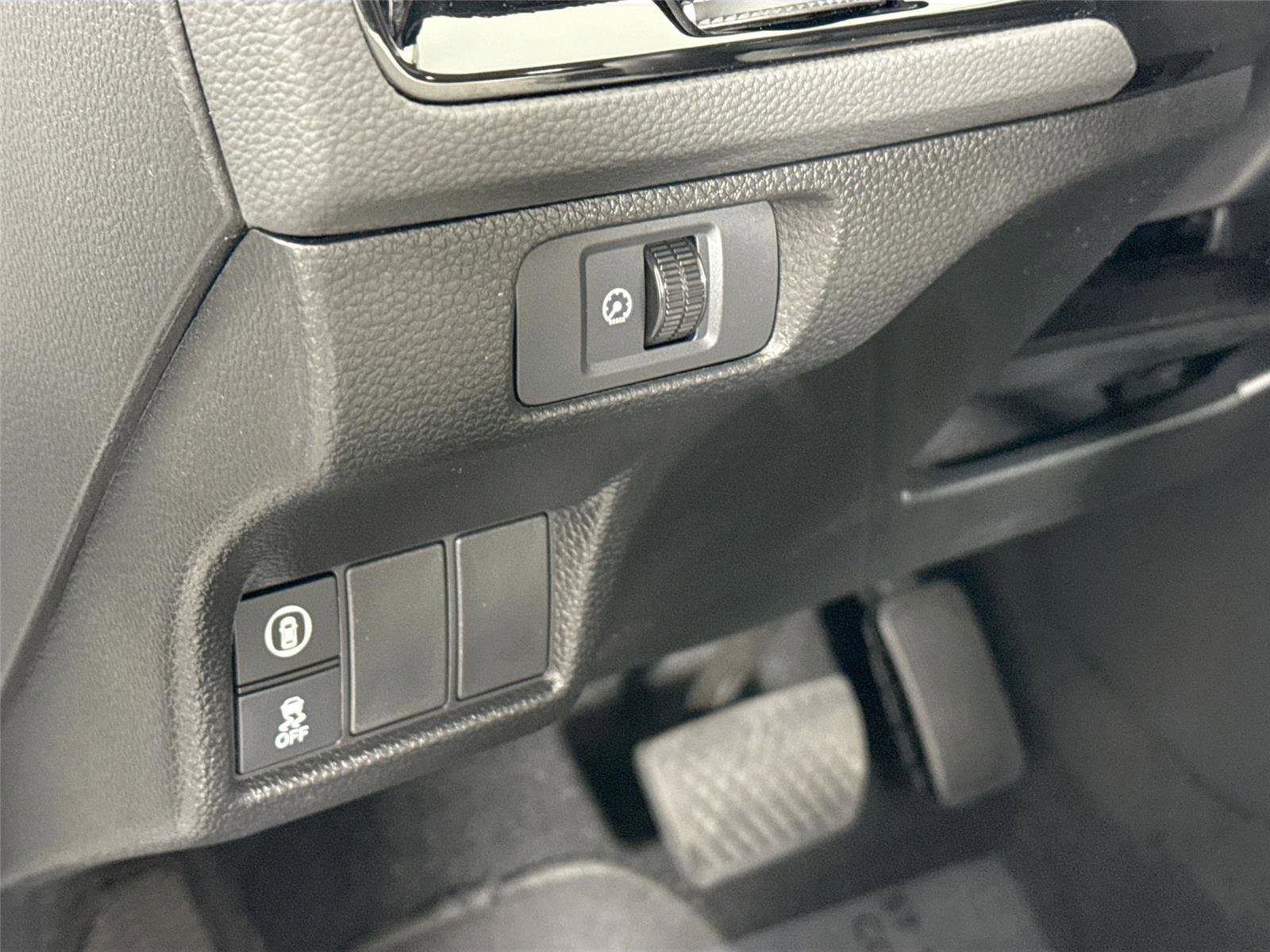 Used 2023 Honda Civic LX image 14