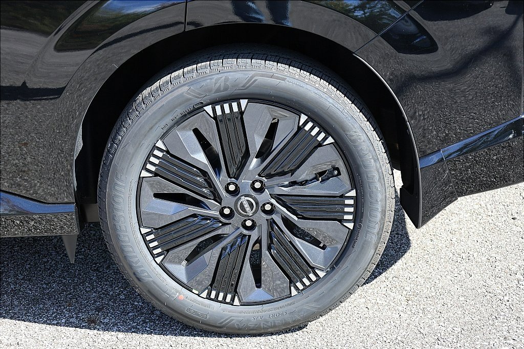 New 2026 Nissan Murano Platinum image 3
