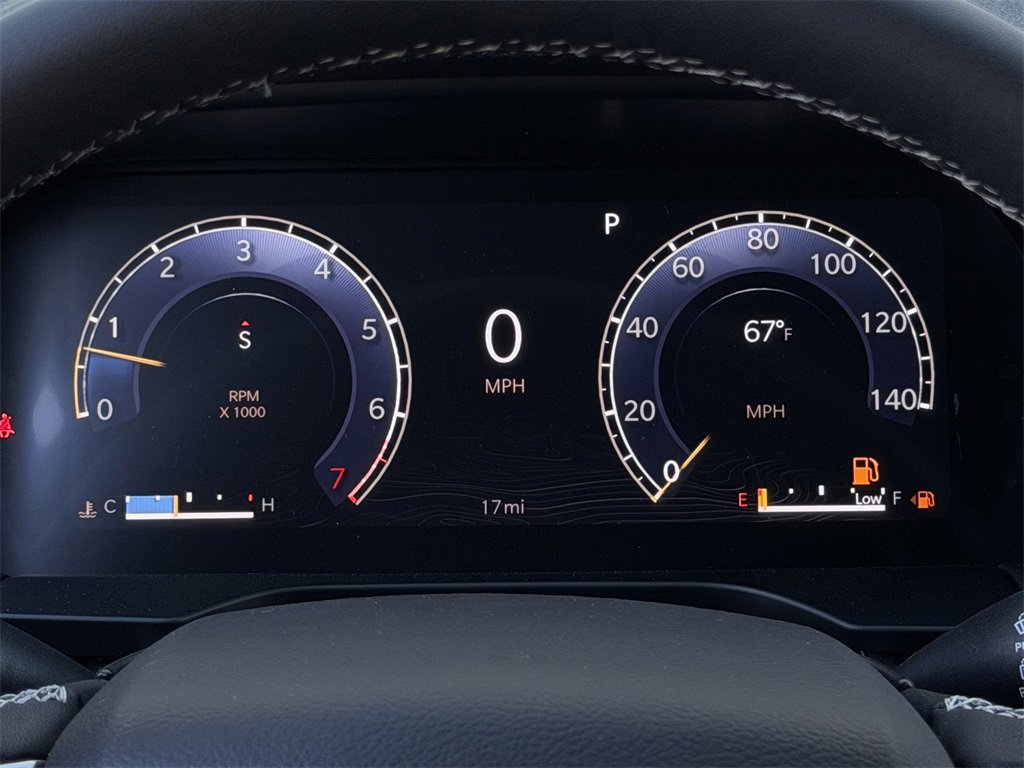 New 2025 Jeep Grand Cherokee Altitude image 13