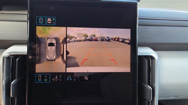 New 2026 GMC Acadia Denali w/ Super Cruise Package FWD image 37