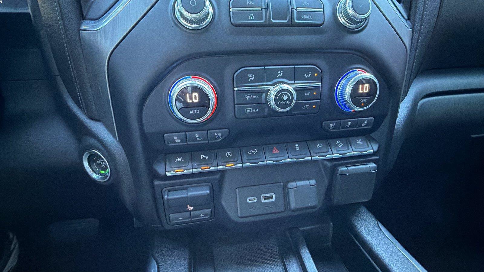 Used 2019 GMC Sierra 1500 Denali w/ Denali Ultimate Package AWD/4WD image 34