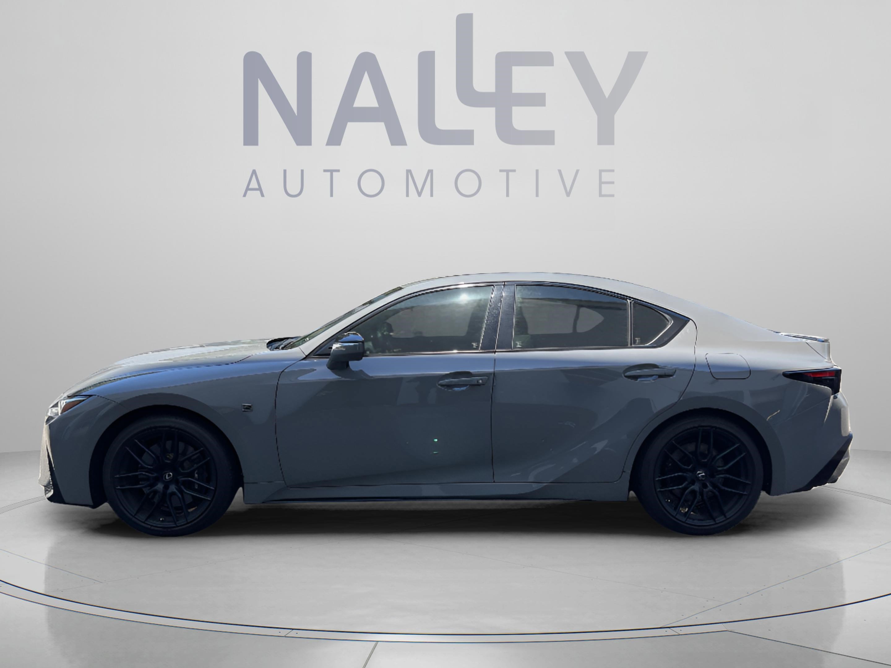 Used 2022 Lexus IS 500 w/ Accessory Package 2 RWD image 4
