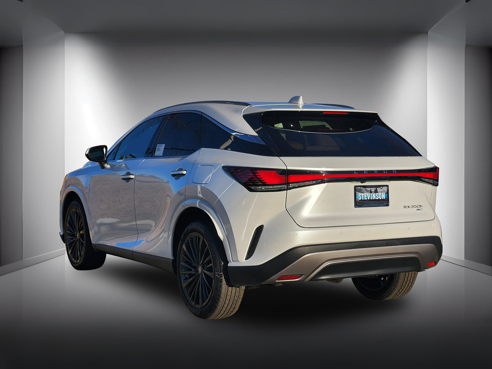 New 2026 Lexus RX 350h AWD/4WD image 3