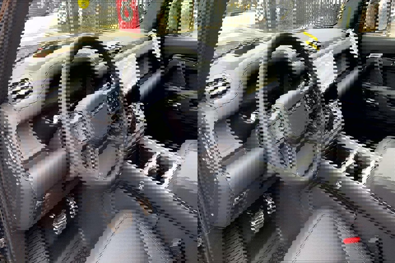 New 2026 Land Rover Defender 130 V8 image 8