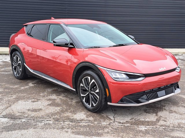Used 2023 Kia EV6 Wind image 2