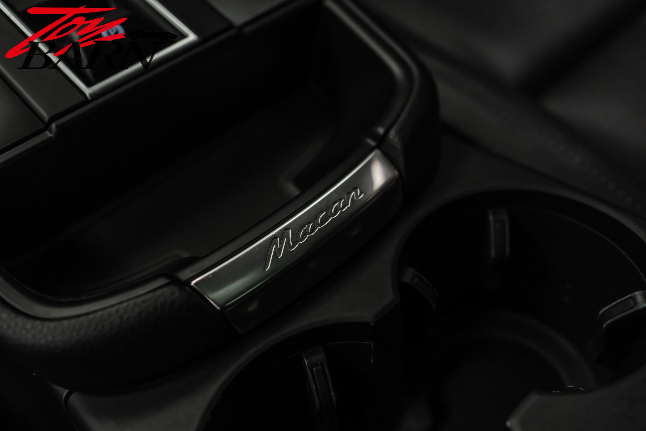 Used 2023 Porsche Macan S image 44