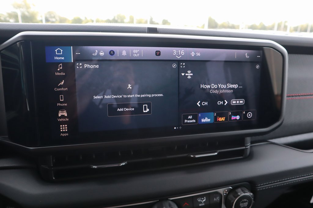 New 2025 Jeep Wrangler Unlimited Rubicon w/ Convenience Group image 5