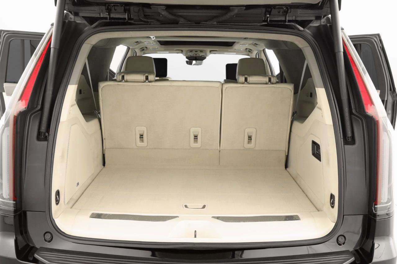 Used 2023 Cadillac Escalade ESV Sport Platinum image 26