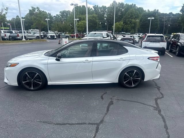 Used 2018 Toyota Camry XSE FWD image 4