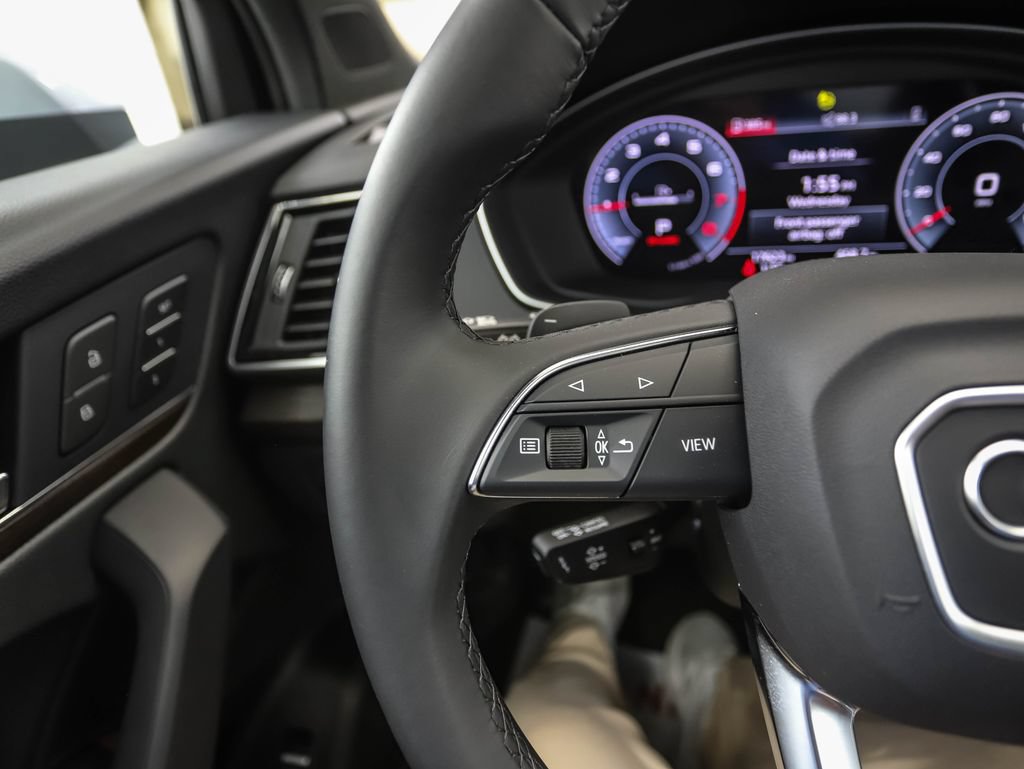 Used 2024 Audi Q5 2.0T Premium Plus AWD/4WD image 12