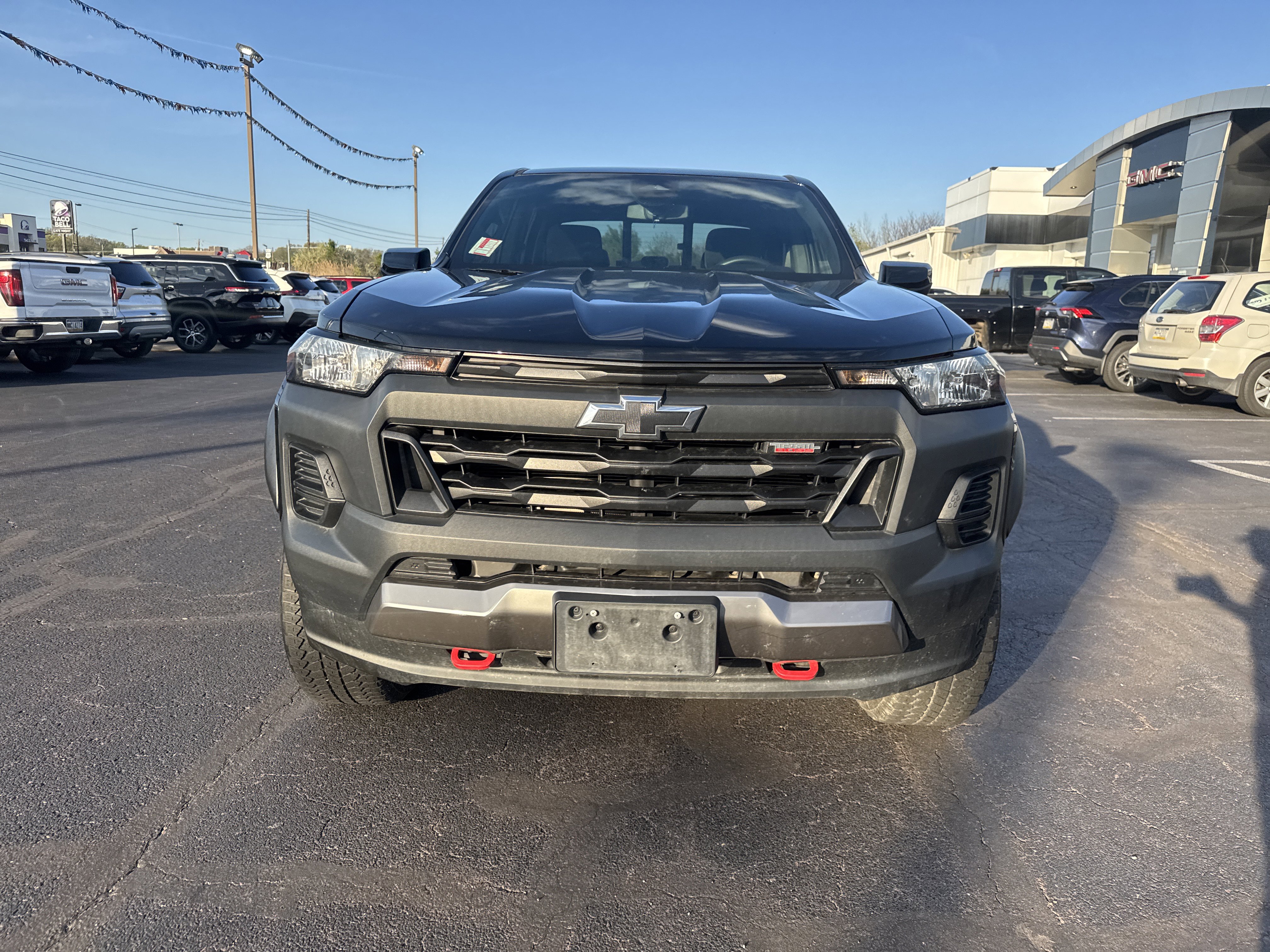 Used 2023 Chevrolet Colorado Trail Boss w/ LPO, Dark Essentials Package AWD/4WD image 11