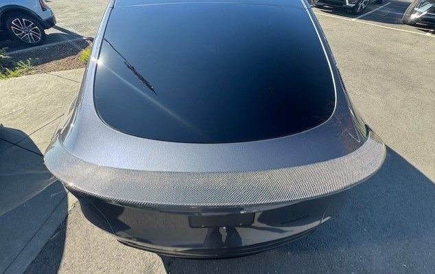 Used 2022 Tesla Model Y Long Range image 9